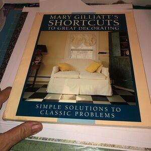 Shortcuts to Great Decorating Simple Solutions to Classic Problems.